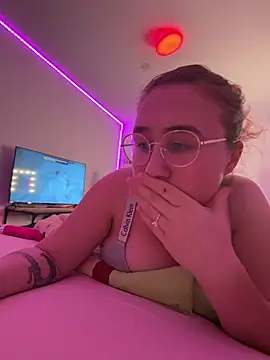 MarieHofer19 - 🍑 Topless twerk