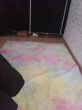 Phoenix_Paws - Fingers pussy+ Squirt 💦