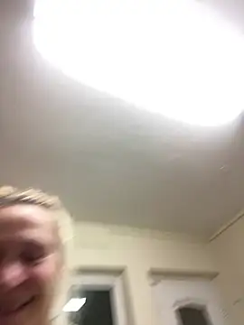 Blondnboujee53