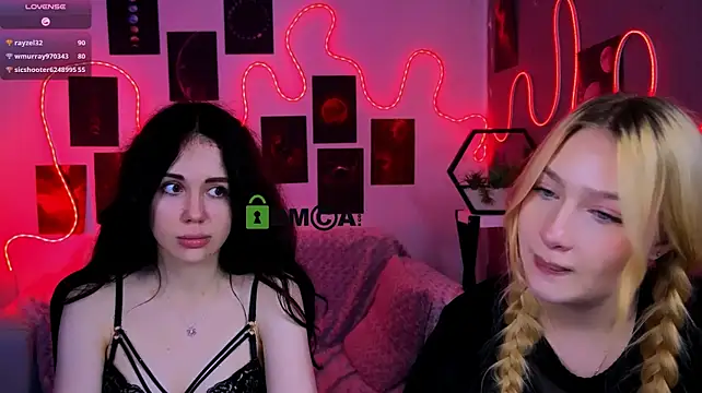 Playful_sophie - show ass