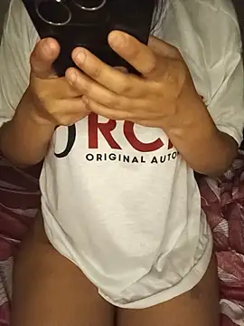 JessicaTimidaHot - Me quedo en ropa interior 🥵🥵🥵