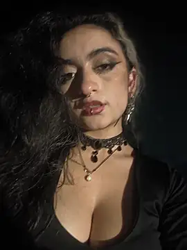 Lila_Desiree - Fingering ass