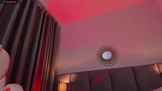 Ambarmoon_ - make me Oil my devil tits 🔥