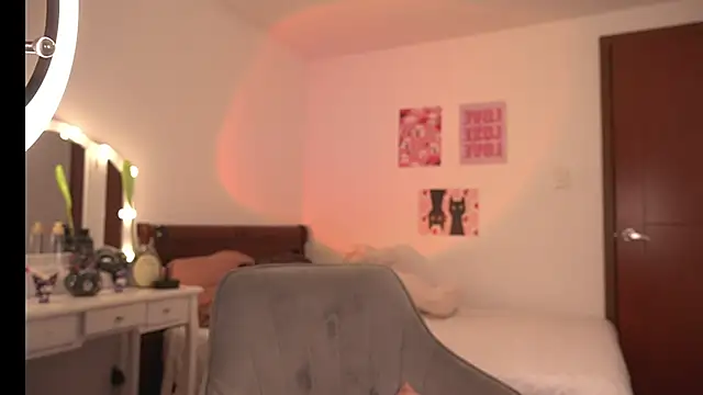 Lizzy_jones - sexy dance naked