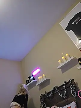 AmethystFoxx - Anal ride XXL alien didlo