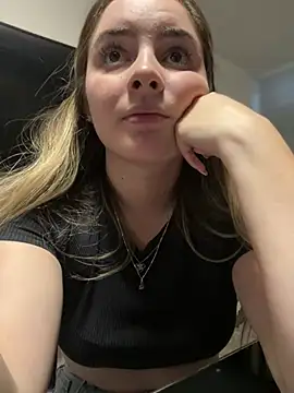 Imlindapink - Wet pussy naked in car ✨