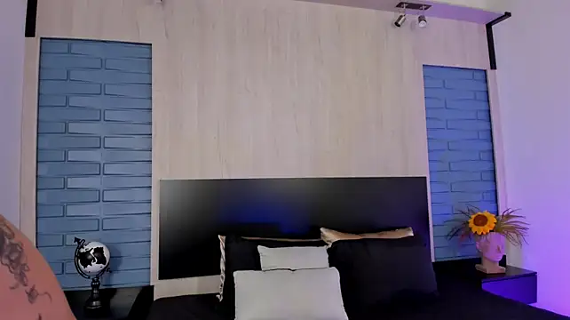 Abriil_cutee - RED ASS