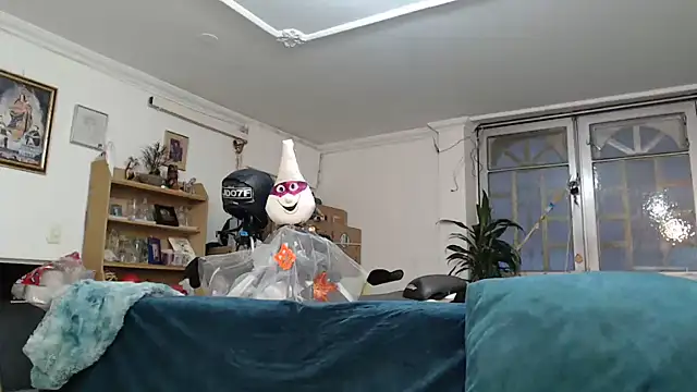 Liliimilf - Please help me with today's 1,000