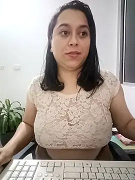Queen_Yess - Double Squirt For U!💦