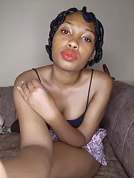 Nasty_boo_boo - spoil the queen