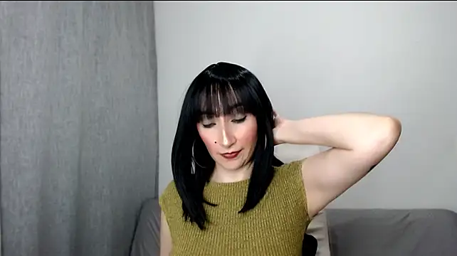 Laura_L99 - Show Tits