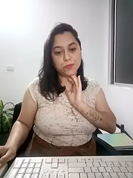 Queen_Yess - Double Squirt For U!💦
