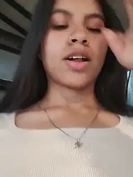 Nicky_11 - Off shirt in public 🥵