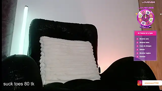 Lilitth777 - enjoy tits with saliva🥵
