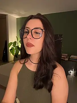 EmaSaenz - Enjoy your vibes emma
