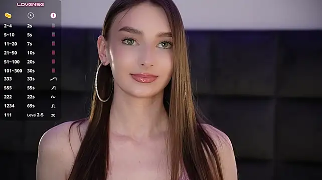 GoldieHarrington - Full Tease In Outfit