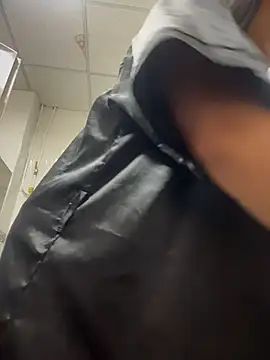 HappyKittyXXX - FINGERING MY SOFT PUSSY FOR YOU!! 🥰😼🔥