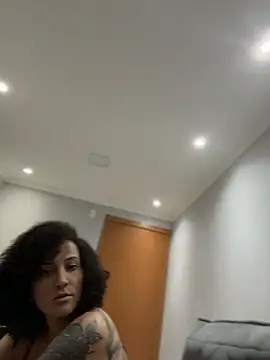Romena_ - A cada 10tk, uma foto no privado 🎁