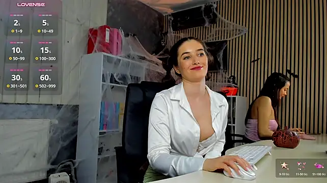 OfficeGirls - make my kitty soaked time🌊💦