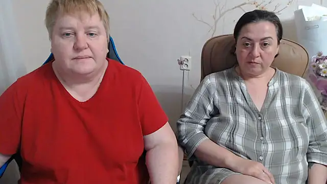 Lindy-Jeanie - lick pussy and ass blonde