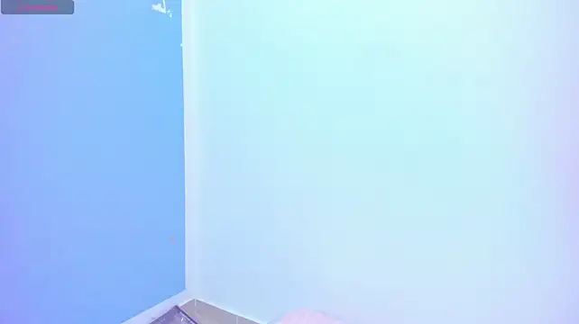 Ivy_petit - rubs pussy over panty