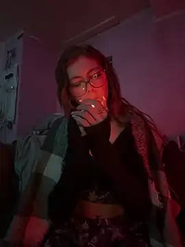 Alina-420 - Show Pussy