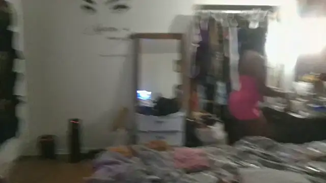 Squirtonlongdick - watch this lil fatty