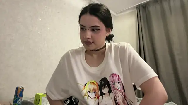 Gloria_Line - take off my sweater <3