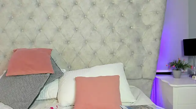 Cristina_Bss - PLUG IN ASS