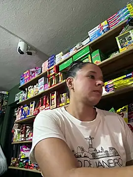 Lannabellx - Boobs in the market 🤫
