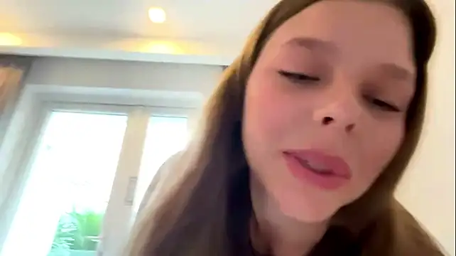 AmieLendor - video of me squirting heavily