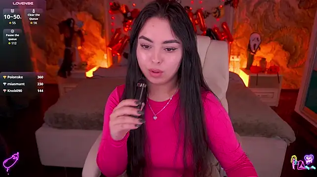 SusieWood - pussy in doggy+control toy 4min