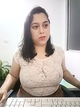 Queen_Yess - Double Squirt For U!💦