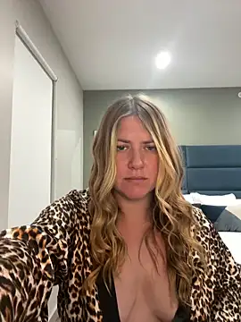 Allyanalangell - cum show