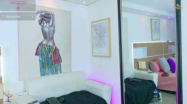 KAROL-SCOTT - Show juicy pussy +camel toe 🥵