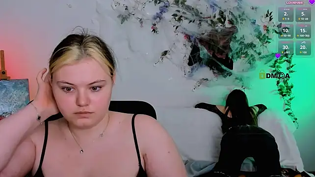 Nikole_kitt - flash pussy