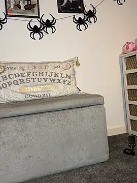 CharleighBaker - Butt plug in and 20 spanks