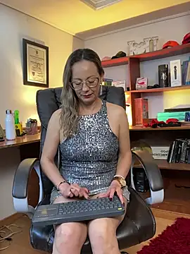 GretaVoss_ - rub my pussy with dildo