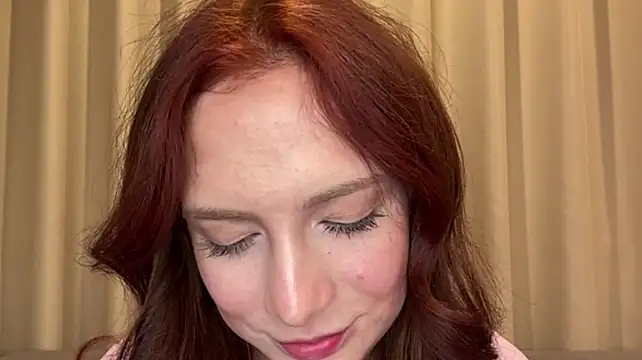 ConstanceMayo - Flirty smile & eye contact