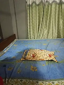 Hot_Urvashi_ - First Day, First Show! Full nude