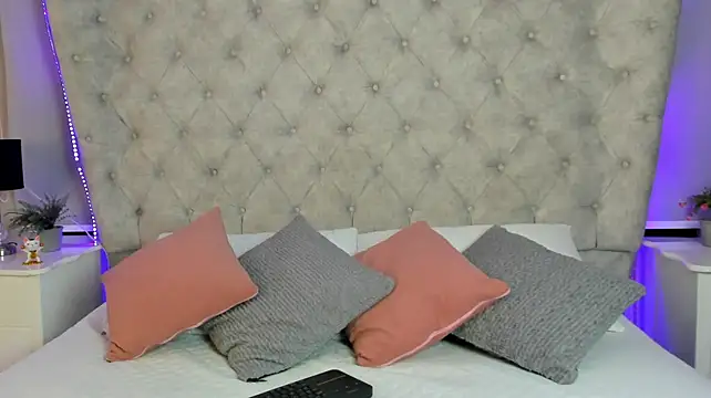 Cristina_Bss - PLUG IN ASS