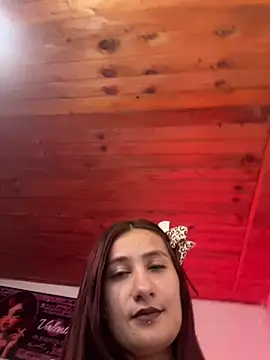 Valentinaa_amado - full naked+big squirt😈👄