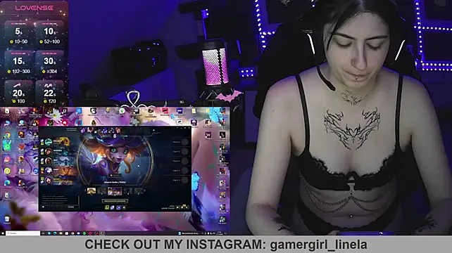Gamergirl-Linela - LT Gets Shower Video