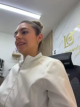 Alicee16 - MOTIVATE MY OFFICE👀🍆