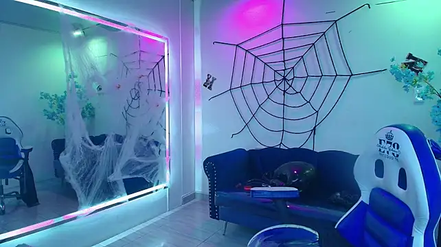 Silvana_lane - twerking + oil in ass 🍑🔥