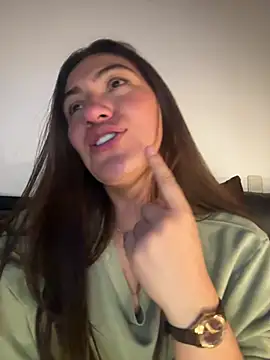Emmily_d - Get Naked