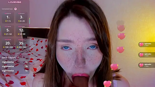 Lexxxxxxi - play tits