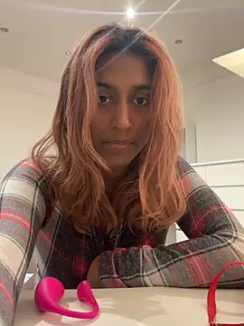 DonnaShy - sexy lingerie tease 🫦