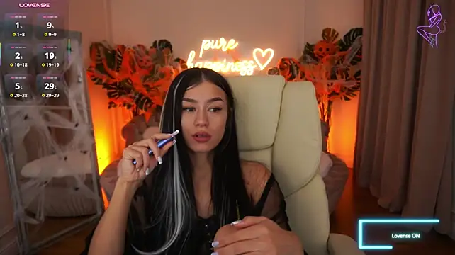 FataleNellie - striptease