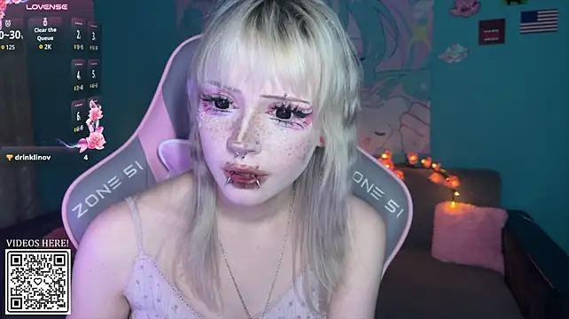 Mollycutiestar - FREE SHOW WITH DILDO 20 MINUTES